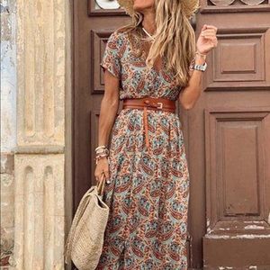**NWT** Casual Boho Style Floral Dress